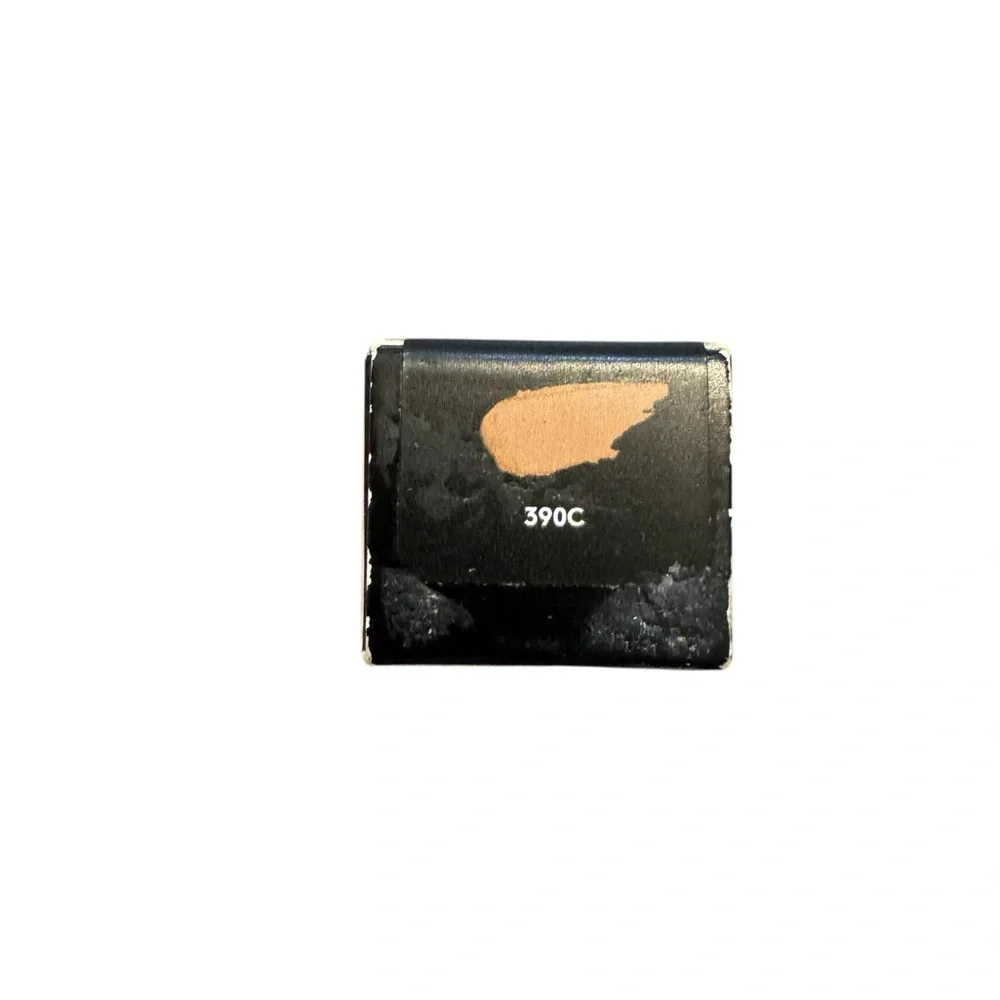 Fenty Beauty We're Even Hydrating Long Wear Concealer 0.15‎ FL OZ. Color #390C